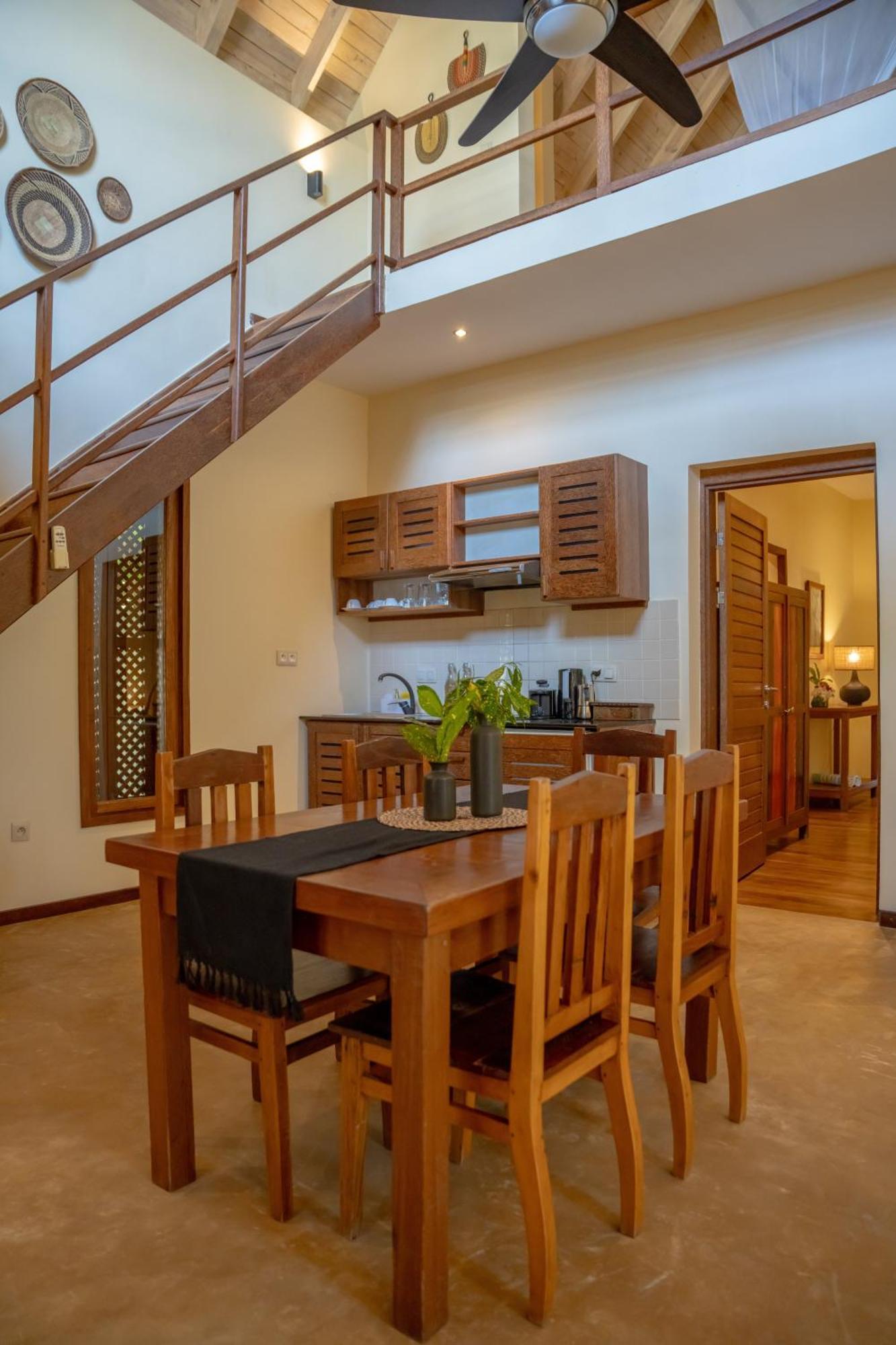 Jambiani Villas
